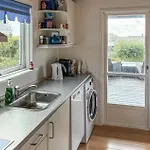 2 Bedroom Beautiful In * 沃尔丁堡