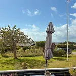 度假居 2 Bedroom Beautiful In 沃尔丁堡